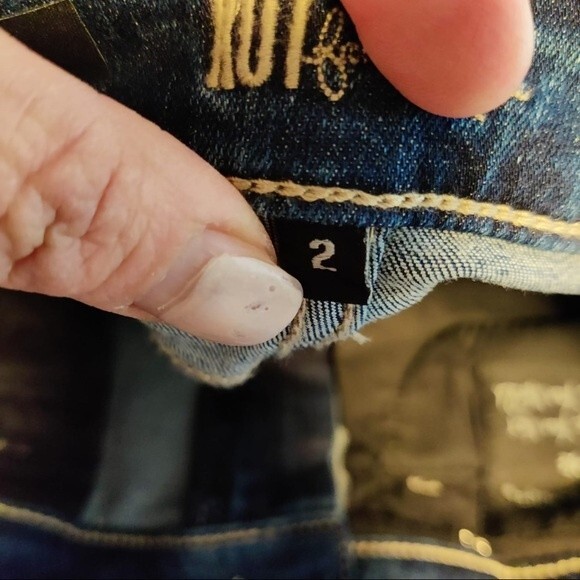 Kut From the Kloth Women's Toothpick Skinny Distressed Blue Jeans in Size 2 - Picture 11 of 11